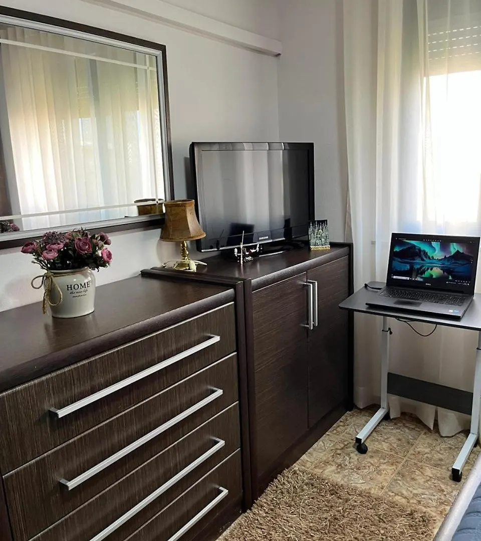 Tirana Center Tourist Apartment אלבניה